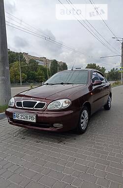 Седан Daewoo Lanos 2004 в Дніпрі