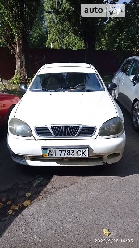 Седан Daewoo Lanos 1998 в Киеве