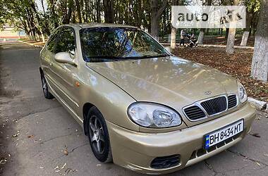 Хэтчбек Daewoo Lanos 2002 в Одессе