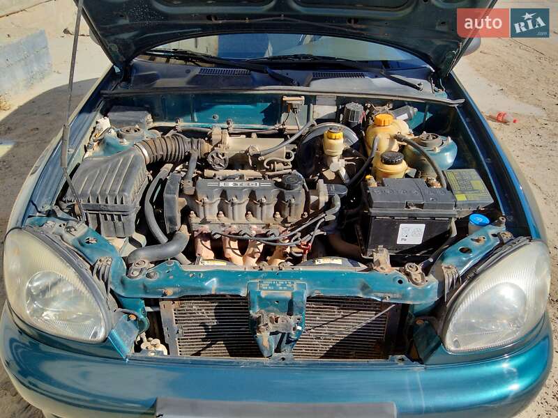 Хэтчбек Daewoo Lanos 1998 в Одессе
