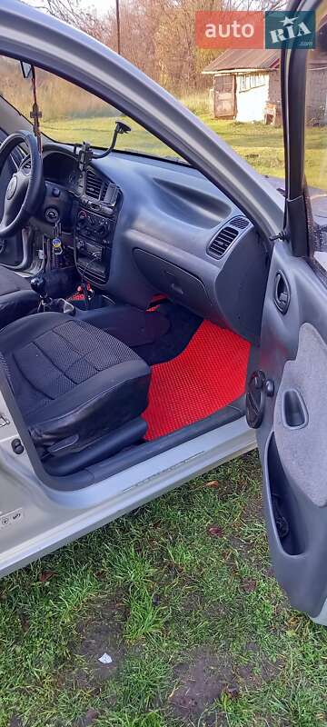 Седан Daewoo Lanos 2004 в Ивано-Франковске