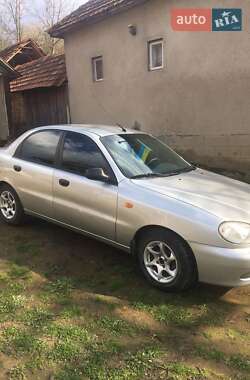 Седан Daewoo Lanos 2004 в Ужгороде