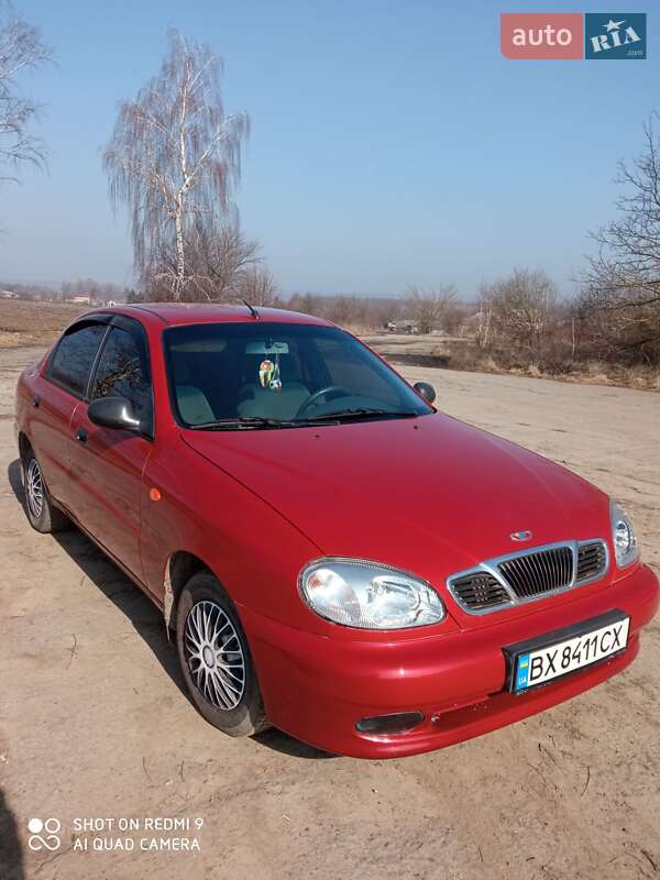 Седан Daewoo Lanos 2008 в Деражне