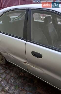 Хэтчбек Daewoo Lanos 2004 в Мукачево