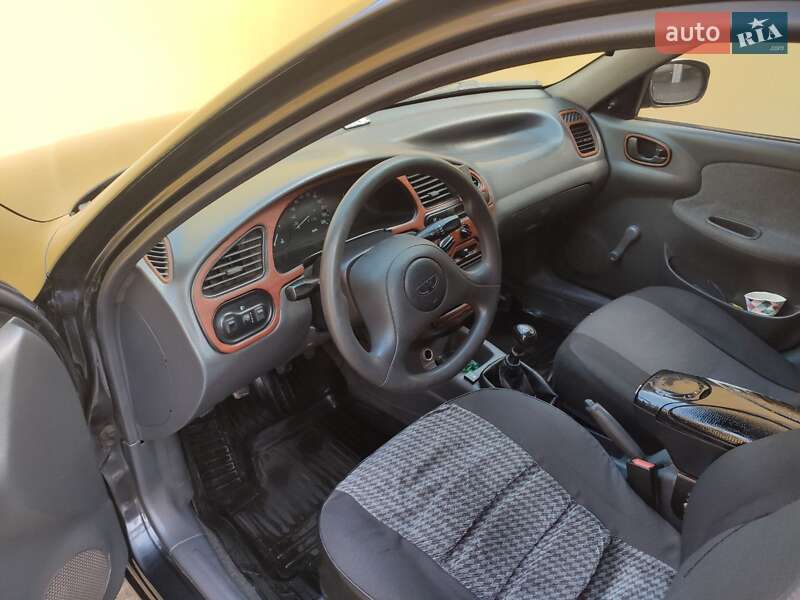 Седан Daewoo Lanos 2006 в Кривом Роге