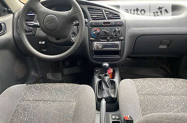 Седан Daewoo Lanos 2004 в 