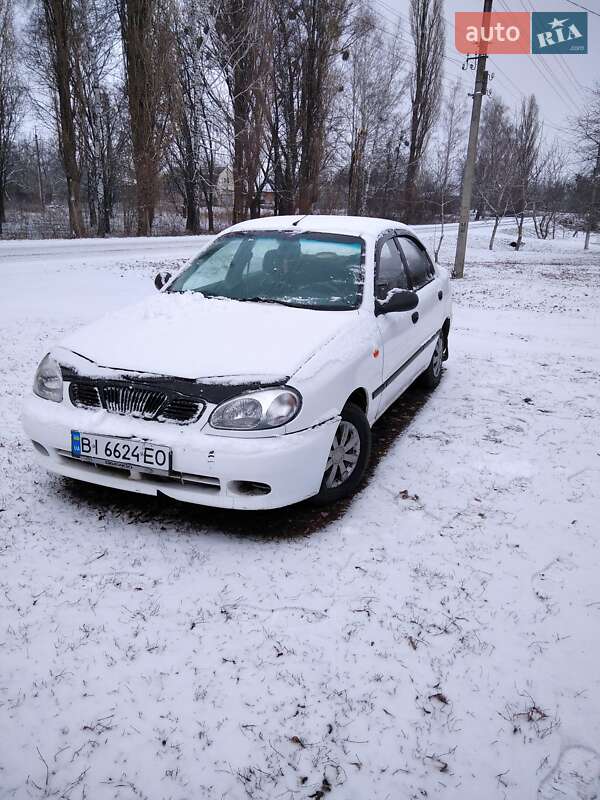 Седан Daewoo Lanos 2008 в Валках