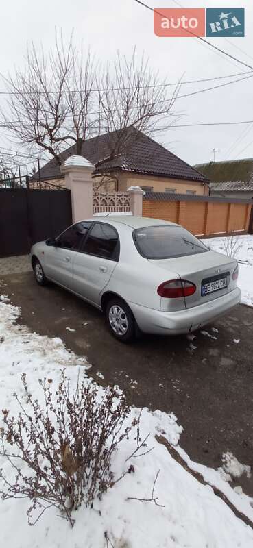 Седан Daewoo Lanos 2004 в Николаеве