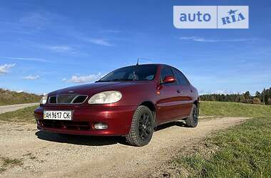 Седан Daewoo Lanos 2004 в Мариуполе