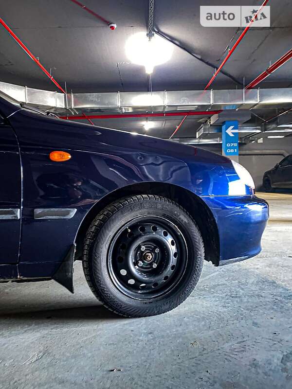 Седан Daewoo Lanos 2004 в Ивано-Франковске