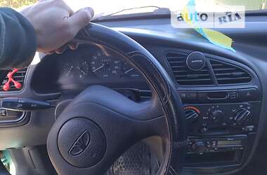 Хэтчбек Daewoo Lanos 1998 в Вольногорске