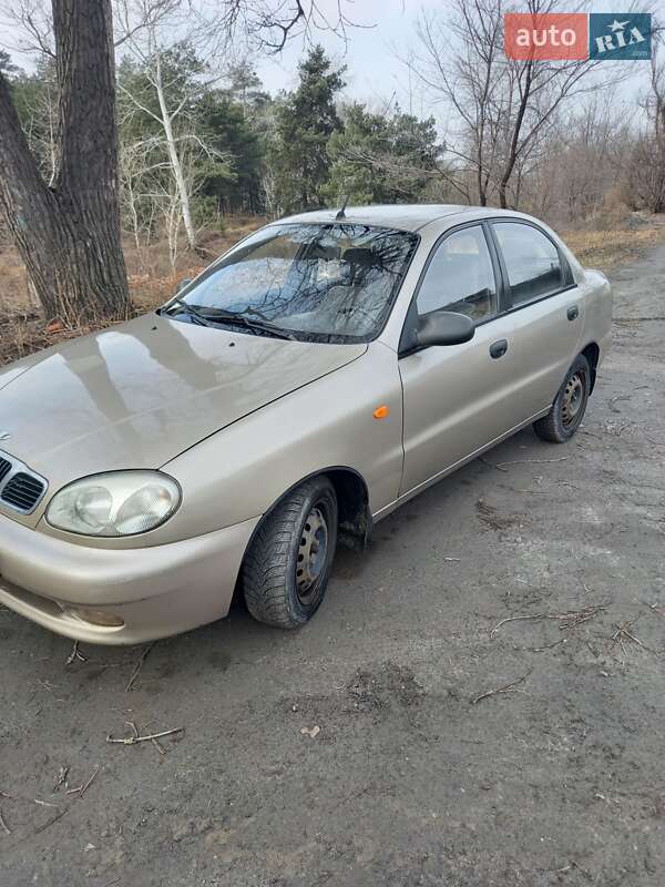 Седан Daewoo Lanos 2008 в Горишних Плавнях