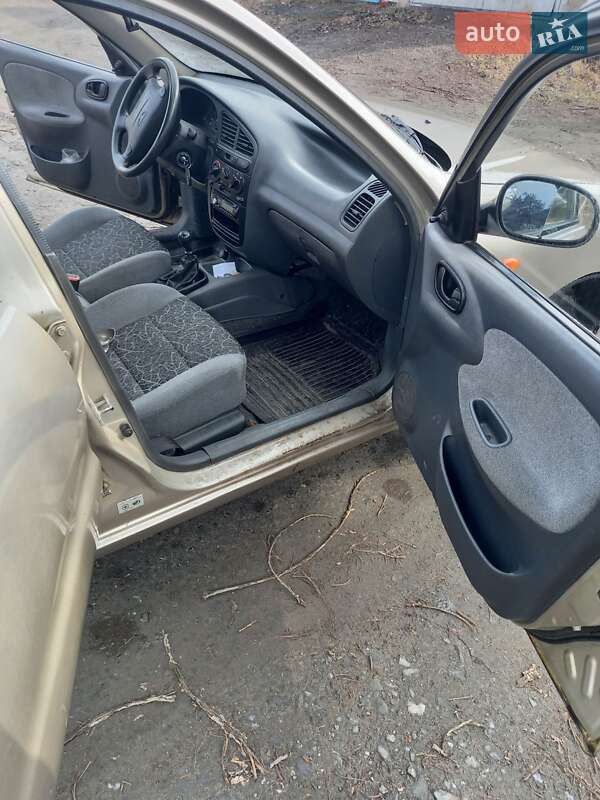 Седан Daewoo Lanos 2008 в Горишних Плавнях