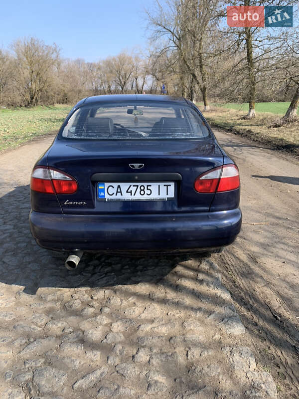 Седан Daewoo Lanos 2005 в Новоукраїнці