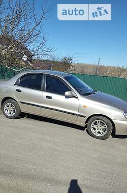 Седан Daewoo Lanos 2004 в Боярке