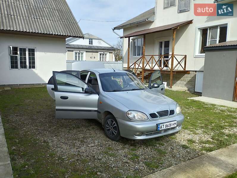 Седан Daewoo Lanos 2004 в Ивано-Франковске