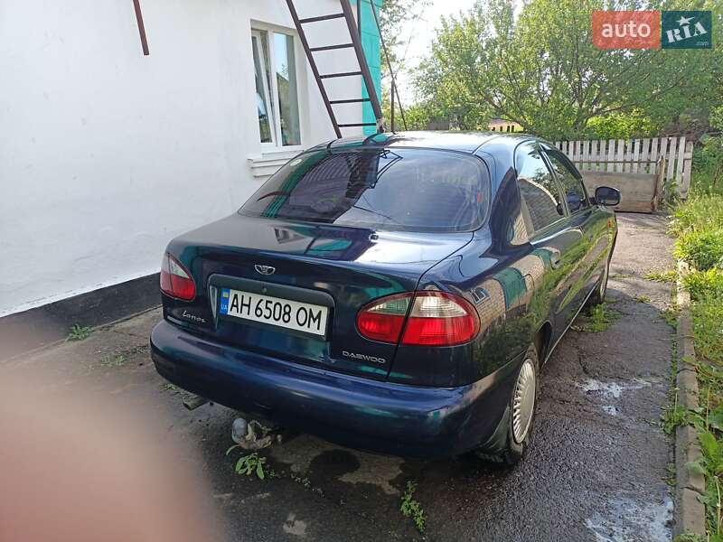 Седан Daewoo Lanos 2004 в Киеве