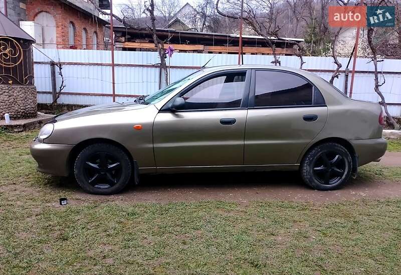 Седан Daewoo Lanos 2003 в Тячеві