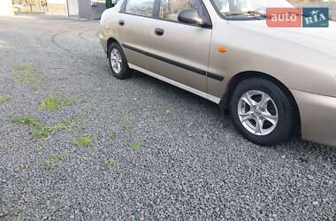 Седан Daewoo Lanos 2004 в 