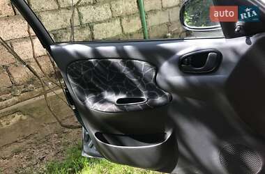 Седан Daewoo Lanos 2003 в Львове