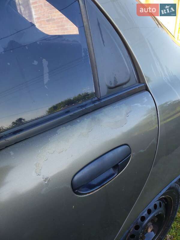 Седан Daewoo Lanos 2006 в Самборі