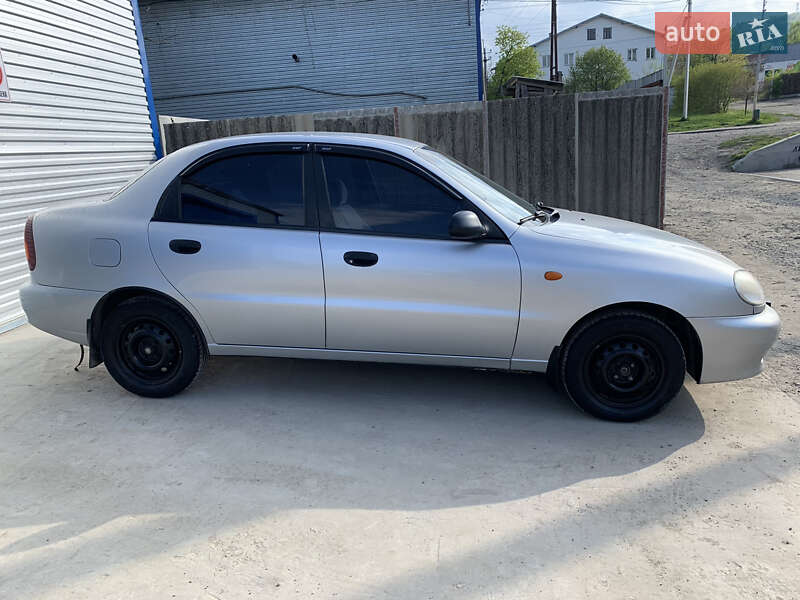 Седан Daewoo Lanos 2005 в Бориславе