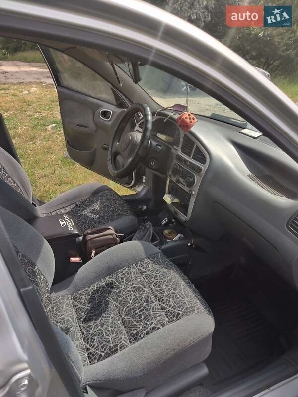 Седан Daewoo Lanos 2005 в Березане