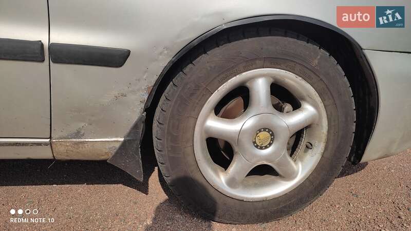 Седан Daewoo Lanos 2002 в Черняхове