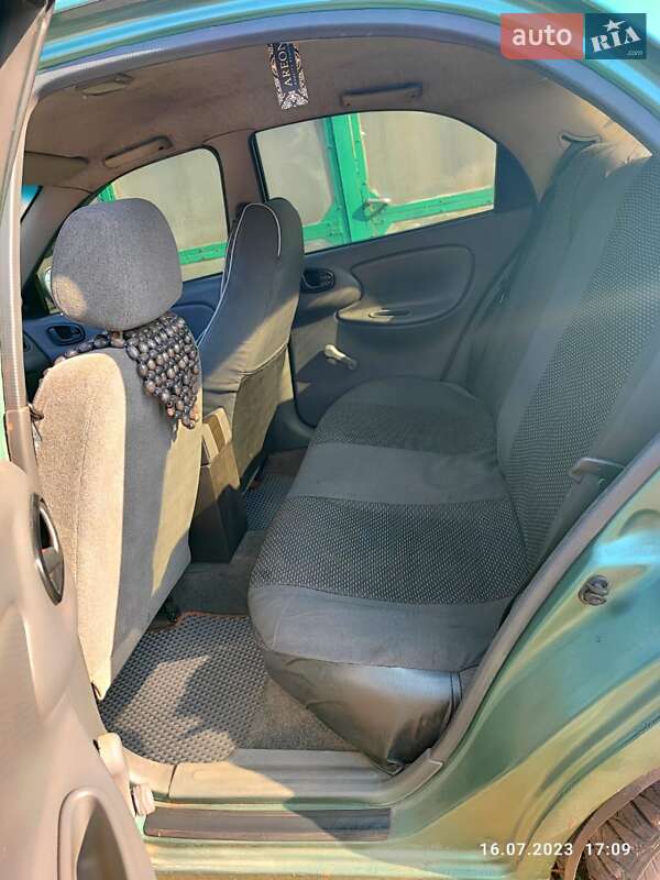 Седан Daewoo Lanos 2009 в Харькове