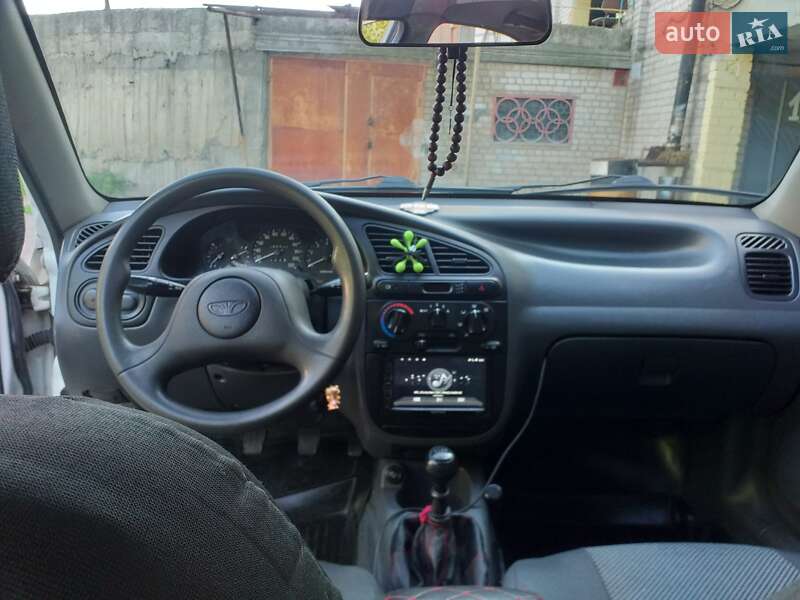 Седан Daewoo Lanos 2004 в Харькове