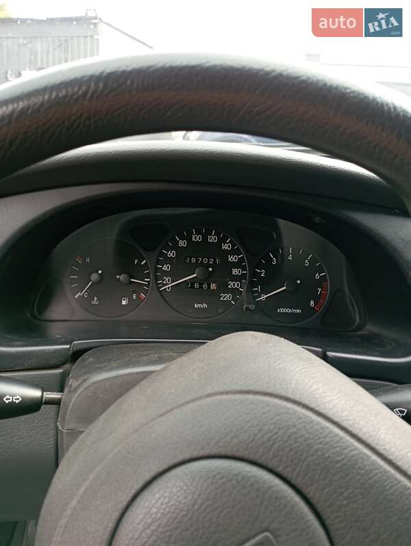 Седан Daewoo Lanos 2002 в Днепре
