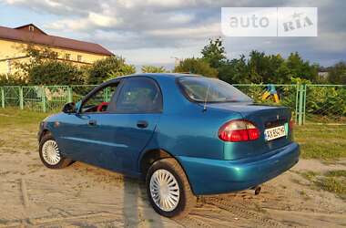 Седан Daewoo Lanos 1998 в Харкові