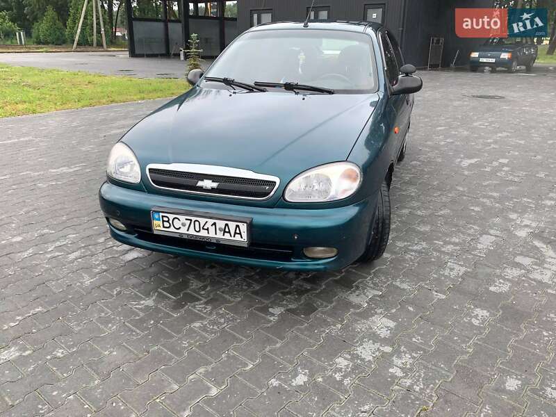 Седан Daewoo Lanos 2004 в Львове