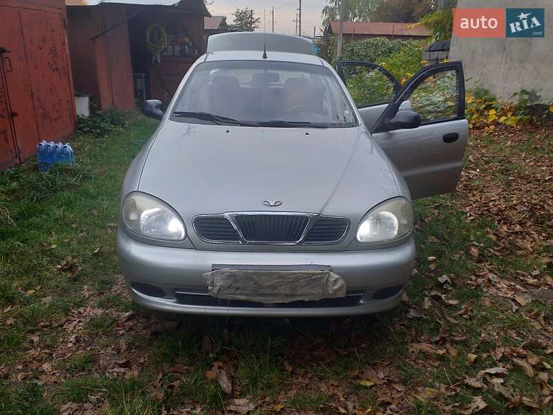 Седан Daewoo Lanos 2004 в Мукачево