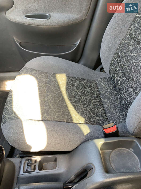Седан Daewoo Lanos 2006 в Киеве