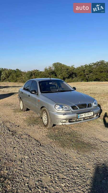 Седан Daewoo Lanos 2004 в Одессе