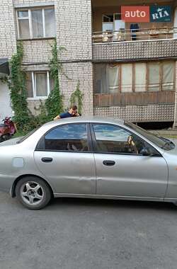 Седан Daewoo Lanos 2003 в Львове