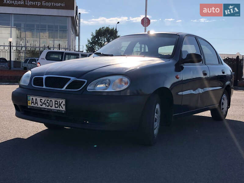 Седан Daewoo Lanos 2006 в Киеве