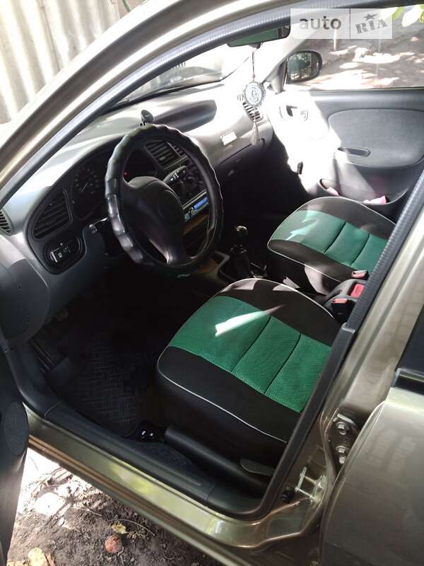 Седан Daewoo Lanos 2007 в Киеве