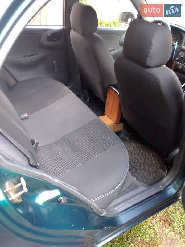 Седан Daewoo Lanos 2006 в Харькове