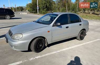 Седан Daewoo Lanos 2002 в Синельниково