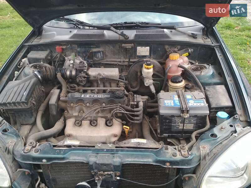 Седан Daewoo Lanos 2003 в Лубнах