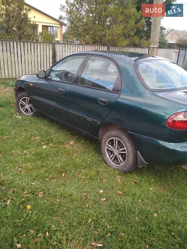 Седан Daewoo Lanos 2003 в Лубнах