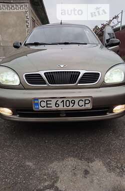 Седан Daewoo Lanos 2004 в Чернівцях