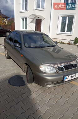 Седан Daewoo Lanos 2004 в Киеве