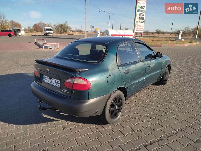 Седан Daewoo Lanos 2002 в Болграде