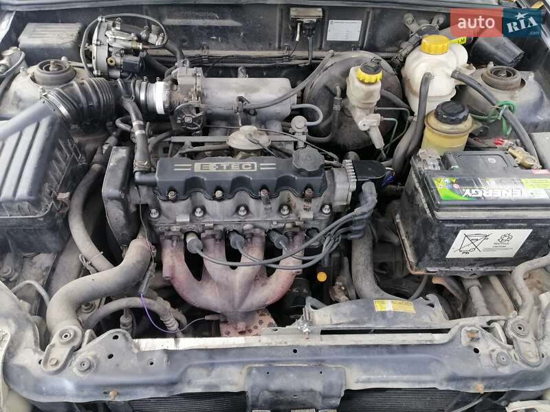 Седан Daewoo Lanos 2006 в Днепре