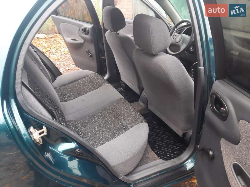 Седан Daewoo Lanos 2006 в Харькове