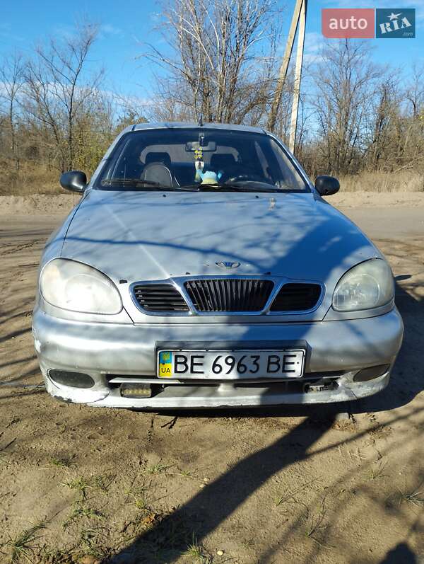 Хетчбек Daewoo Lanos 2006 в Южноукраїнську