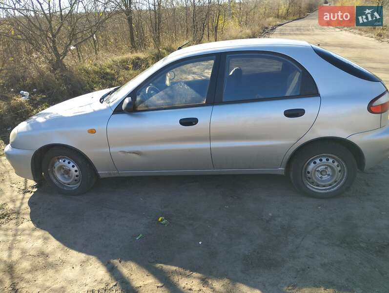 Хетчбек Daewoo Lanos 2006 в Южноукраїнську
